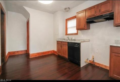 971 Rushleigh Road Cleveland Heights OH 44121