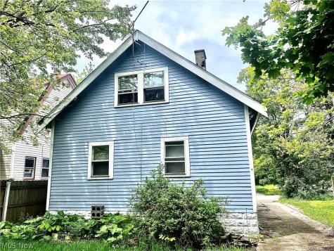 3679 E 105th Street Cleveland OH 44105