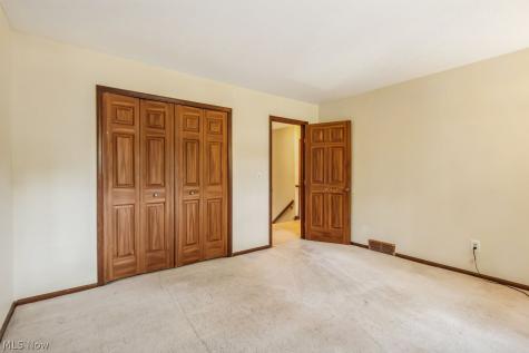 25745 Briarwood Court Westlake OH 44145