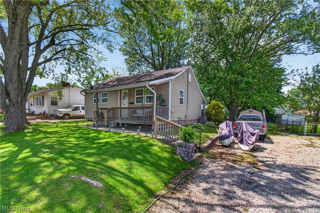 143 25th St. NW Massillon OH 44647