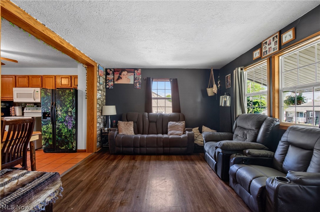143 25th St. NW Massillon OH 44647