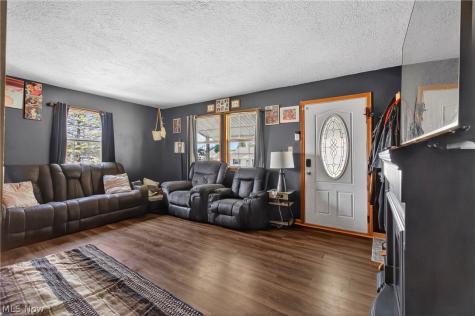 143 25th St. NW Massillon OH 44647