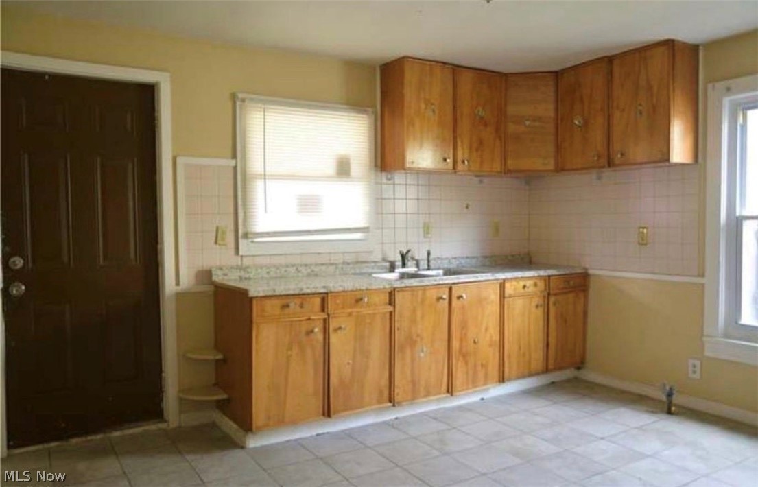3184 W 71st Street Cleveland OH 44102