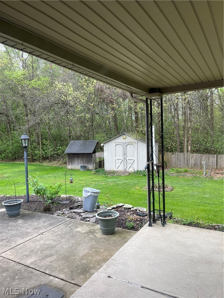 1501 Birch Run Drive NE Warren OH 44483