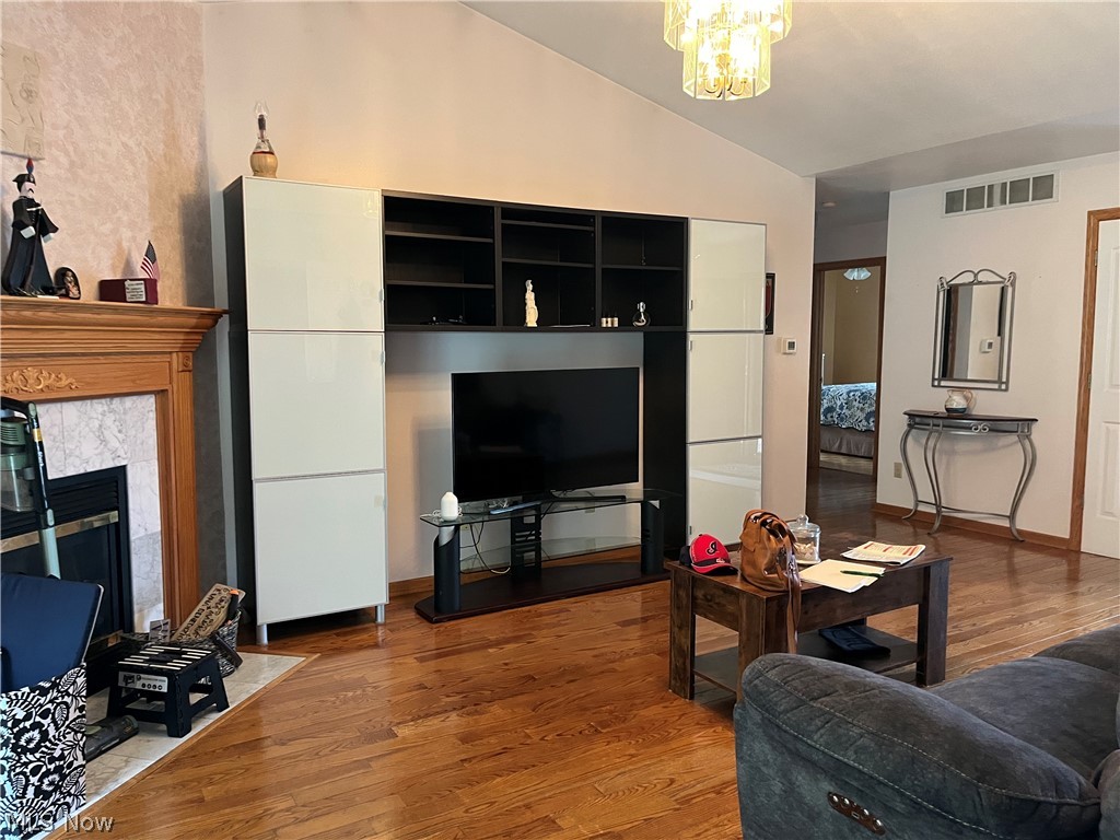 1501 Birch Run Drive NE Warren OH 44483