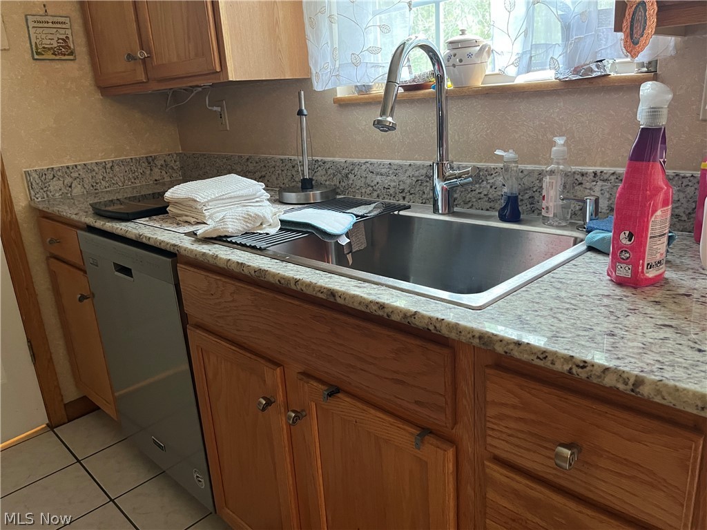 1501 Birch Run Drive NE Warren OH 44483