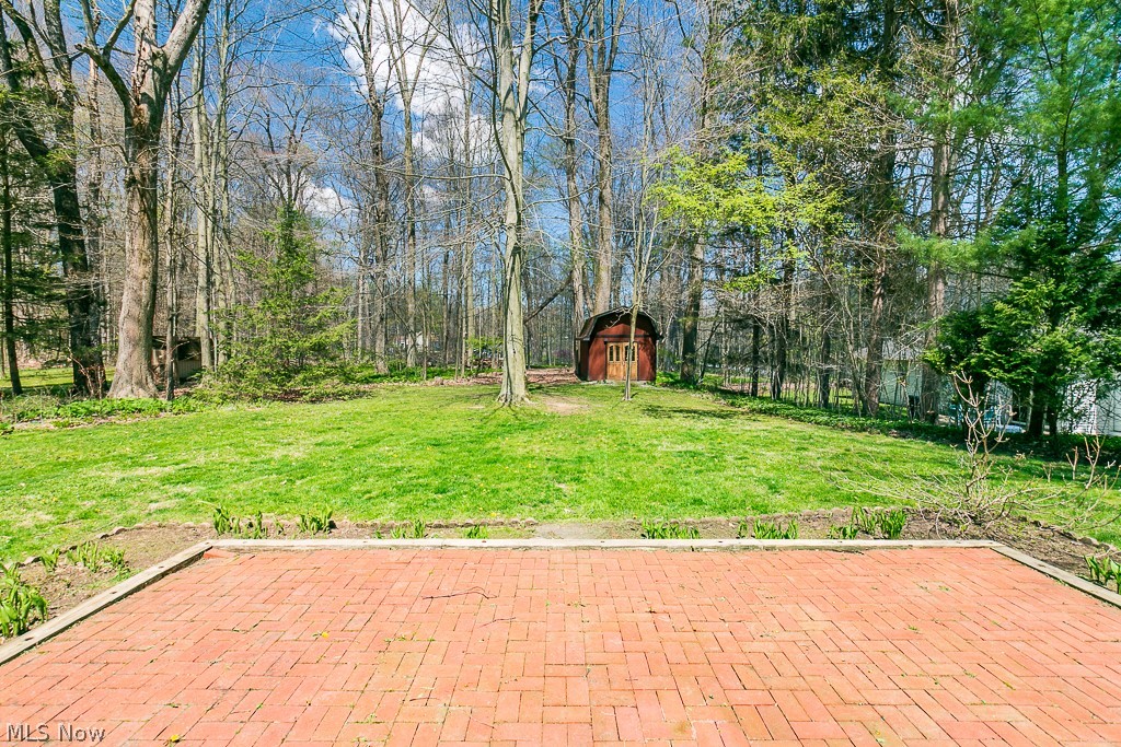 9658 Kim Drive Chesterland OH 44026