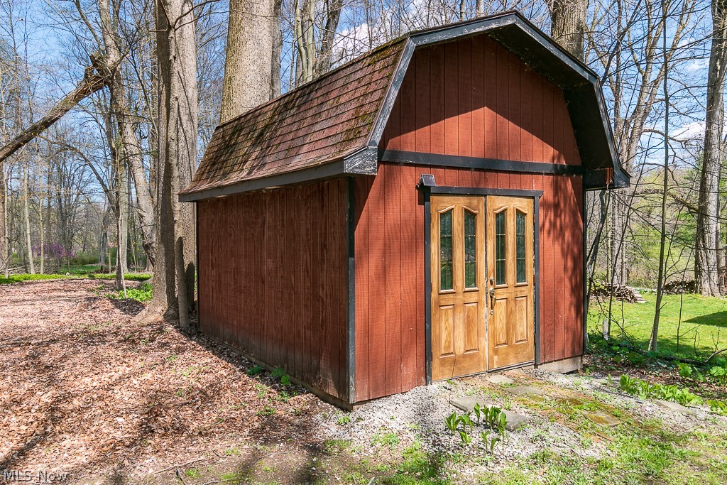 9658 Kim Drive Chesterland OH 44026