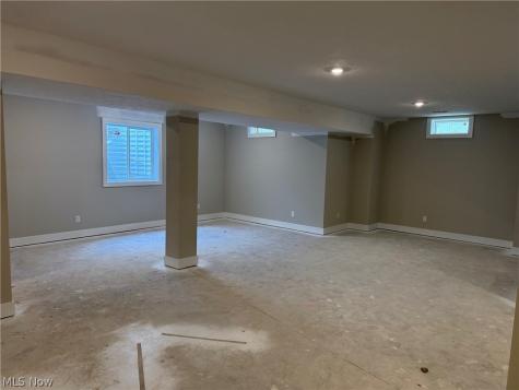 32585 Royal Troon Drive Avon Lake OH 44012