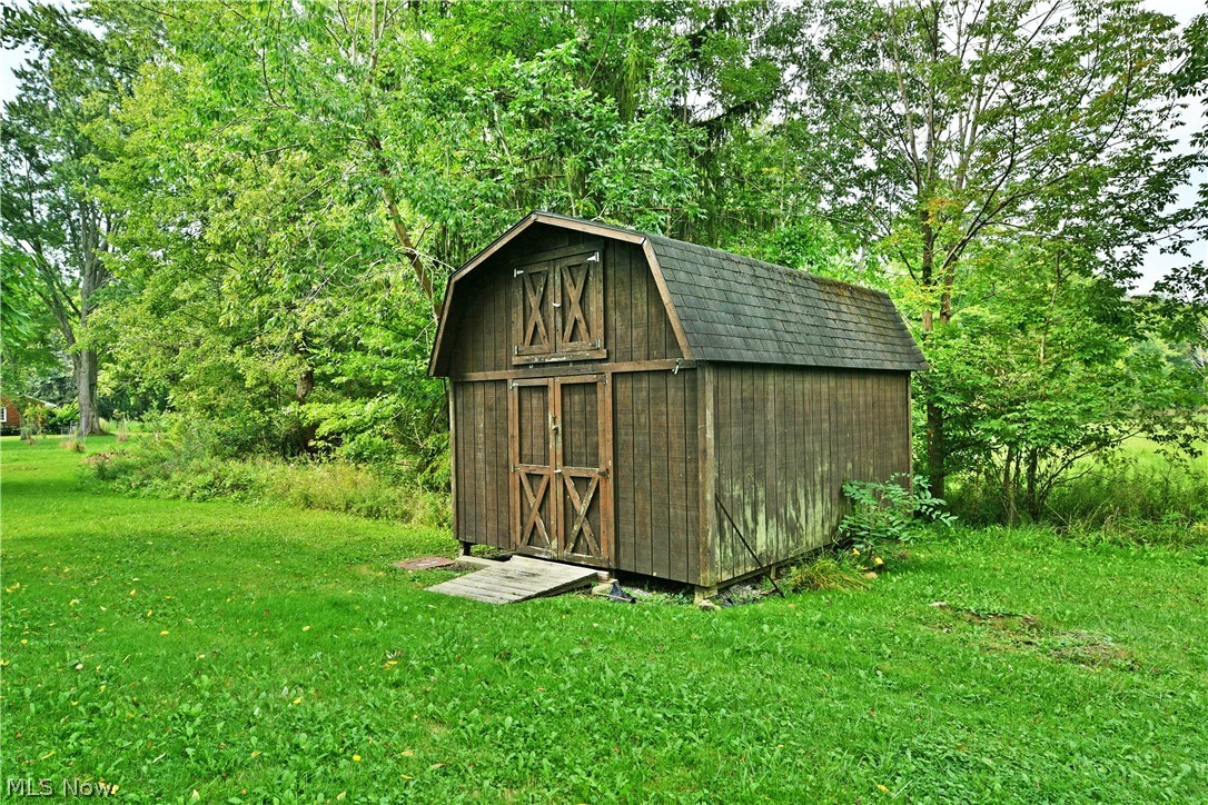 10244 Washingtonville Road Canfield OH 44406