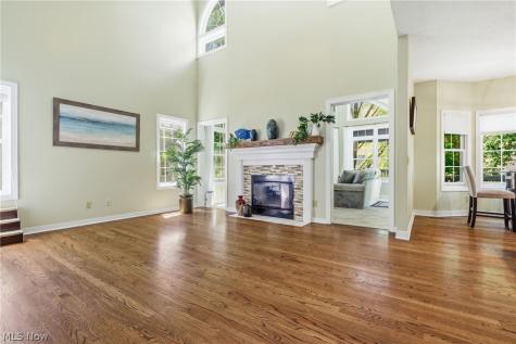 2984 Silver Maple Drive Fairlawn OH 44333