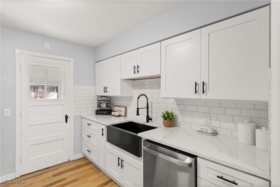 6009 Fitch Road North Olmsted OH 44070