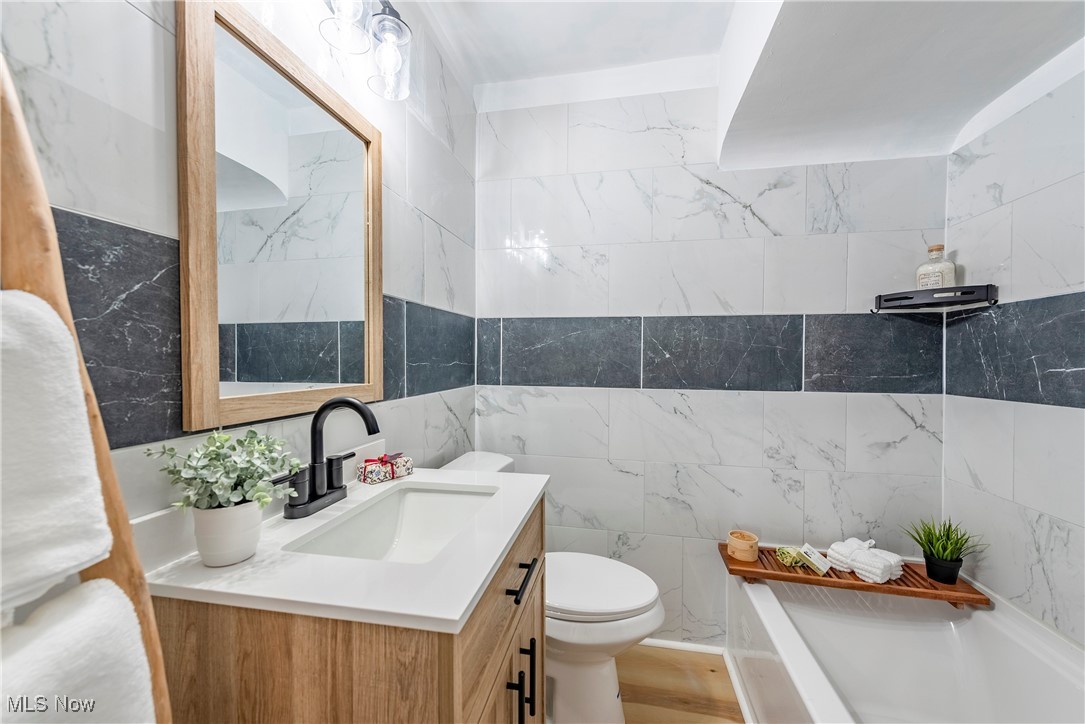 6009 Fitch Road North Olmsted OH 44070