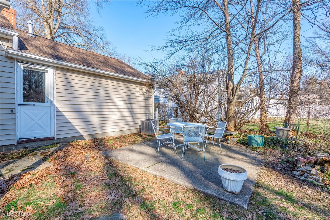 6009 Fitch Road North Olmsted OH 44070