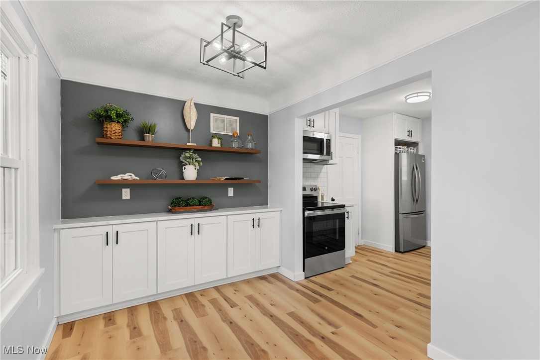 6009 Fitch Road North Olmsted OH 44070