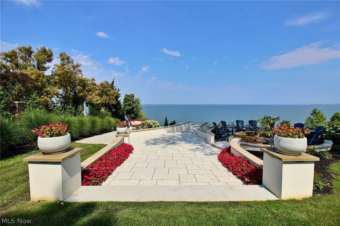 11006 Edgewater Drive Cleveland OH 44102