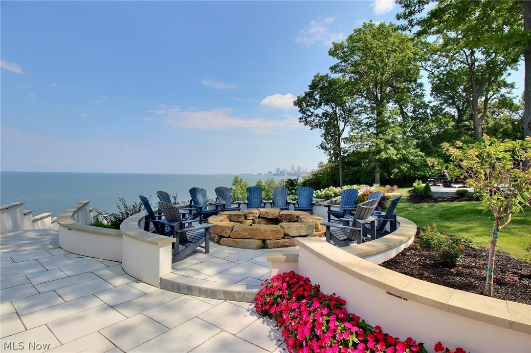 11006 Edgewater Drive Cleveland OH 44102