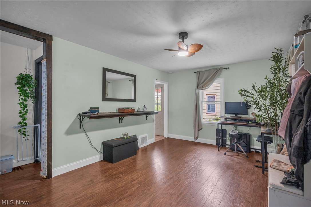 926 Warwick Drive Sheffield Lake OH 44054