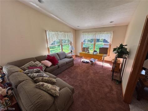 10790 Wilma Avenue NE Alliance OH 44601