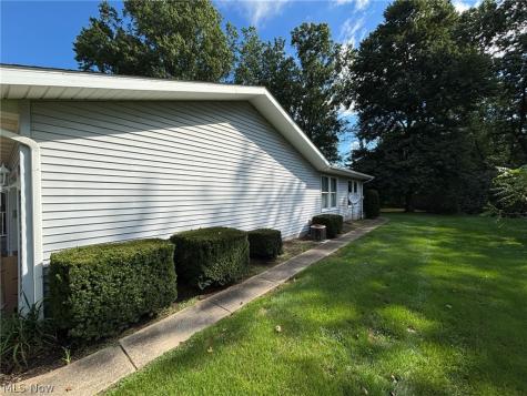 10790 Wilma Avenue NE Alliance OH 44601