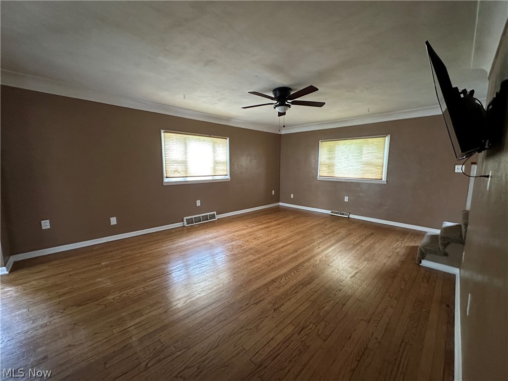825 Lakewood Beach Drive Sheffield Lake OH 44054