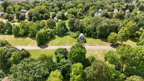 148 Saint Louis Avenue Youngstown OH 44507