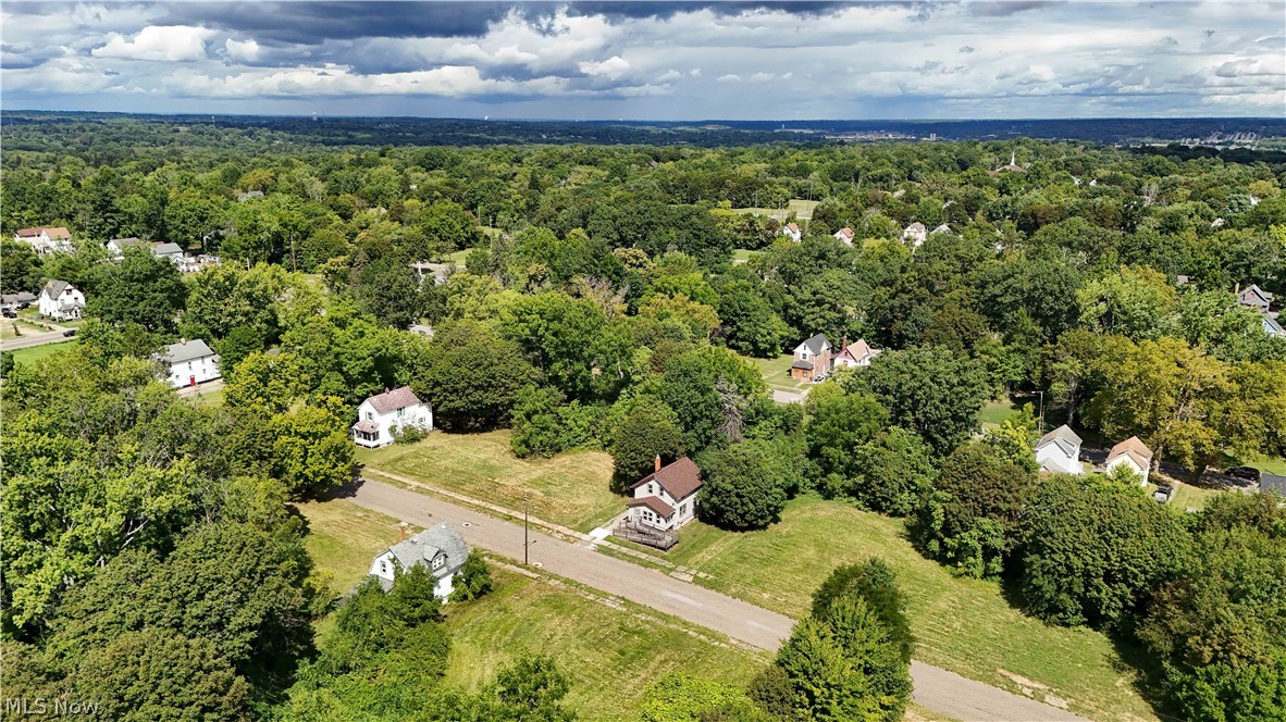 148 Saint Louis Avenue Youngstown OH 44507