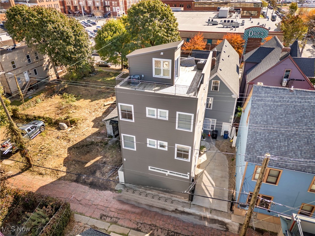 2702 Bridge Avenue Cleveland OH 44113