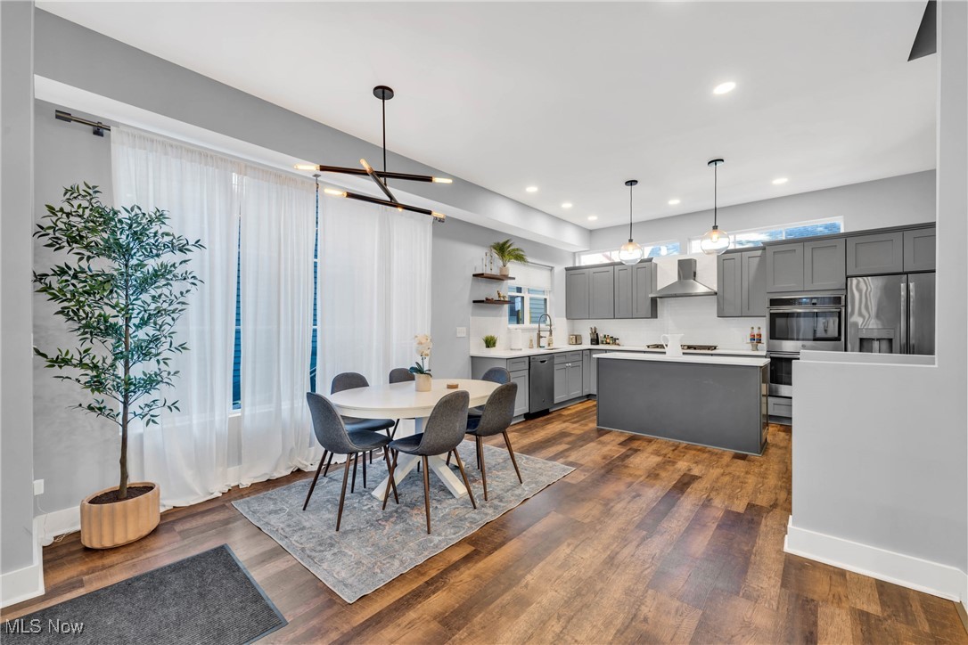 2702 Bridge Avenue Cleveland OH 44113