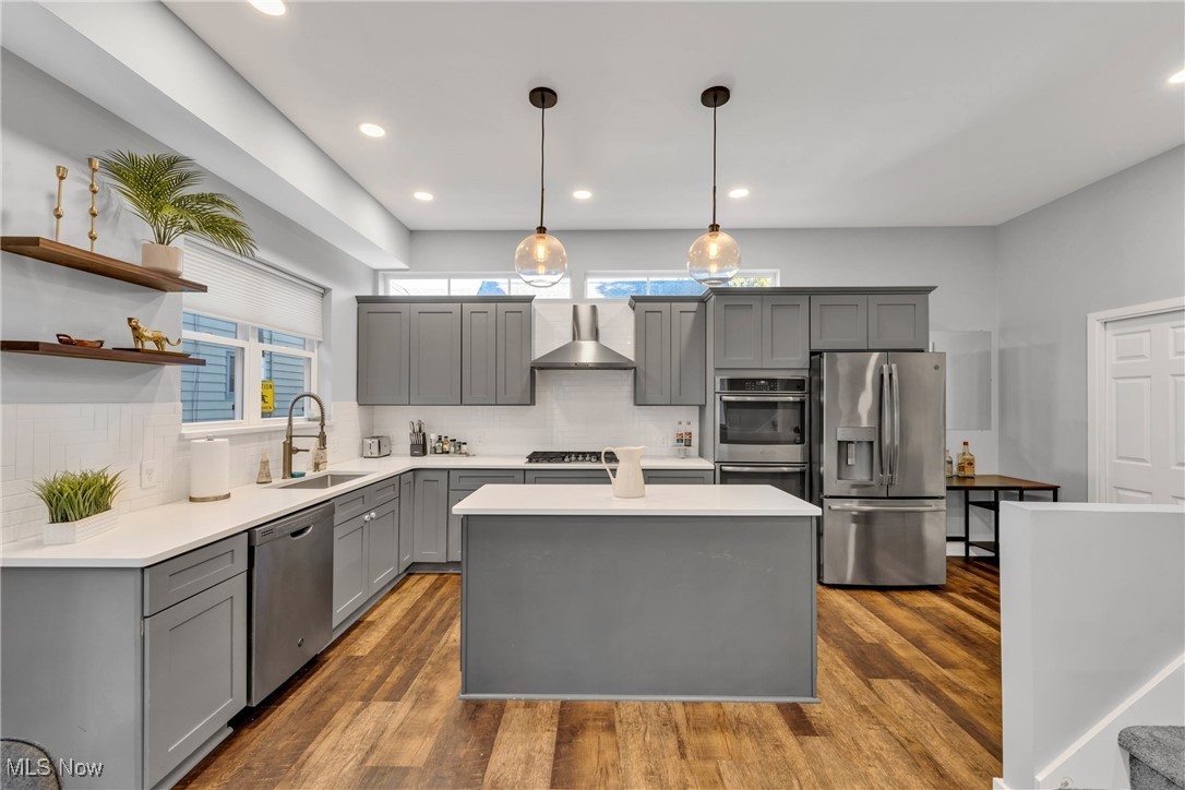 2702 Bridge Avenue Cleveland OH 44113