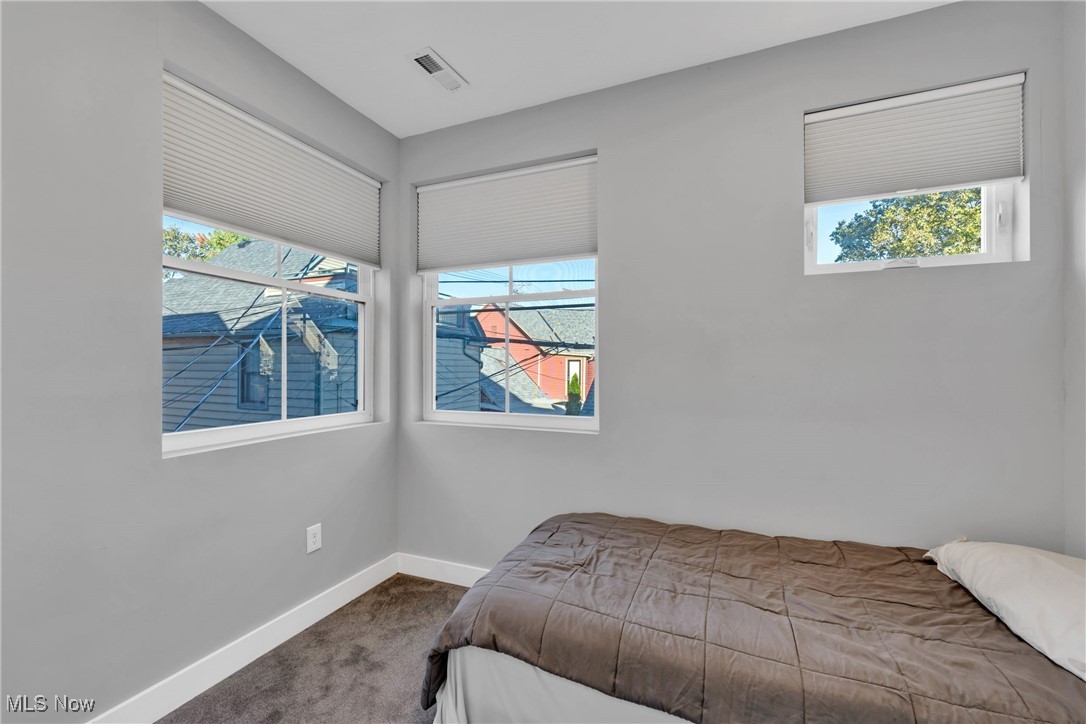 2702 Bridge Avenue Cleveland OH 44113