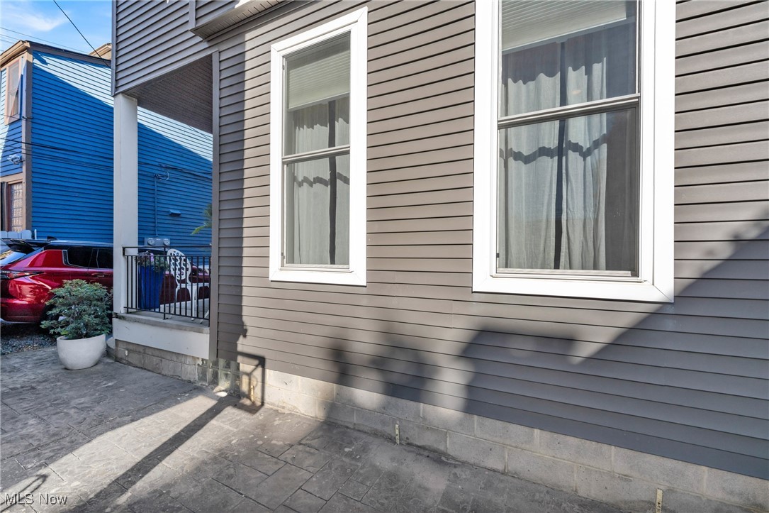 2702 Bridge Avenue Cleveland OH 44113