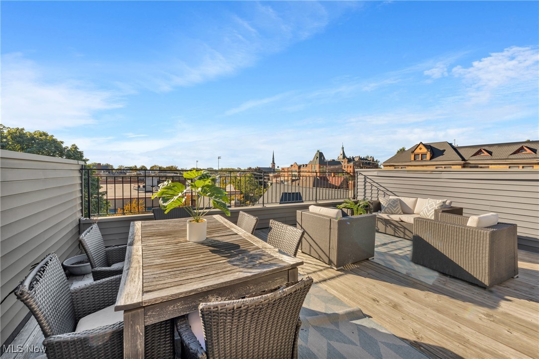 2702 Bridge Avenue Cleveland OH 44113