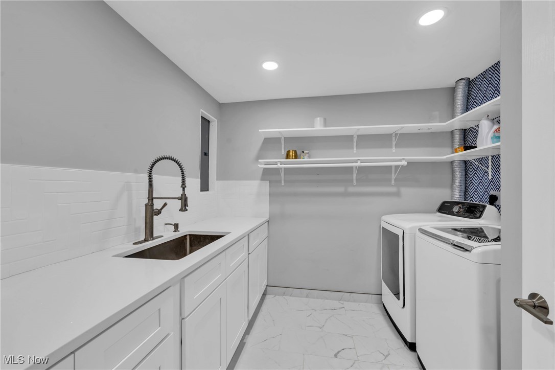 2702 Bridge Avenue Cleveland OH 44113