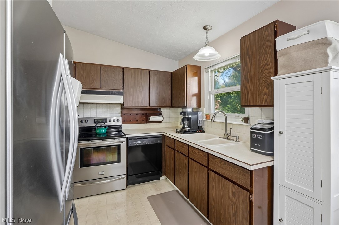 8122 Munson Road Mentor OH 44060