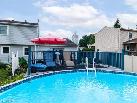 4153 Rolling Hills Brunswick OH 44212