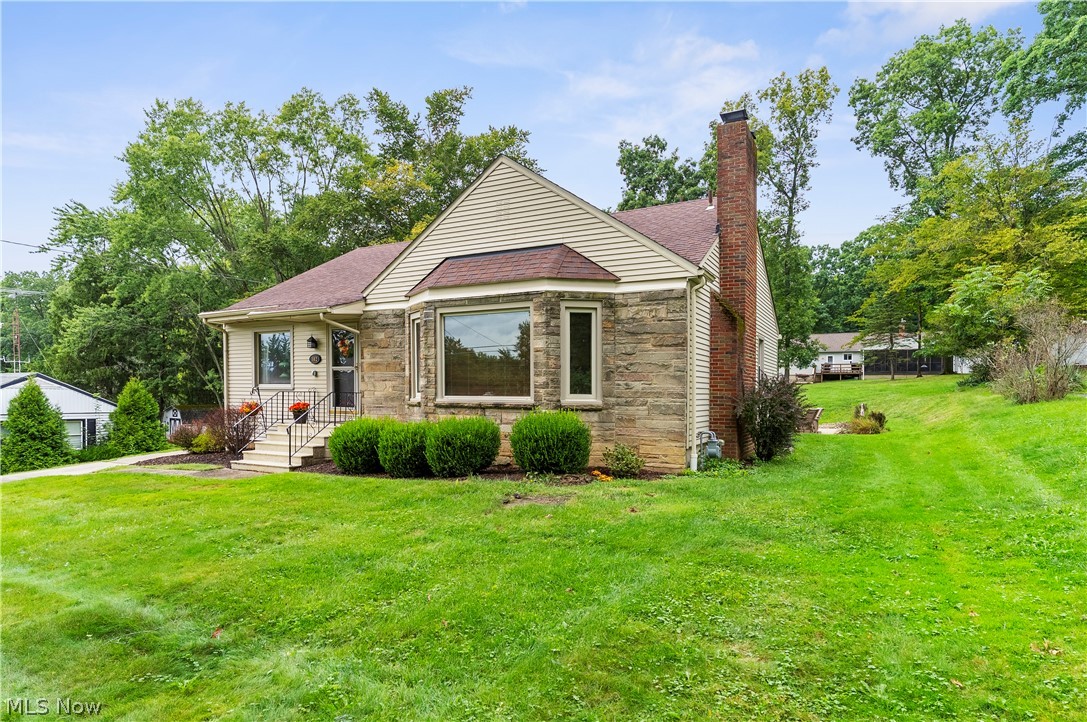 102 Hilltop Boulevard Canfield OH 44406
