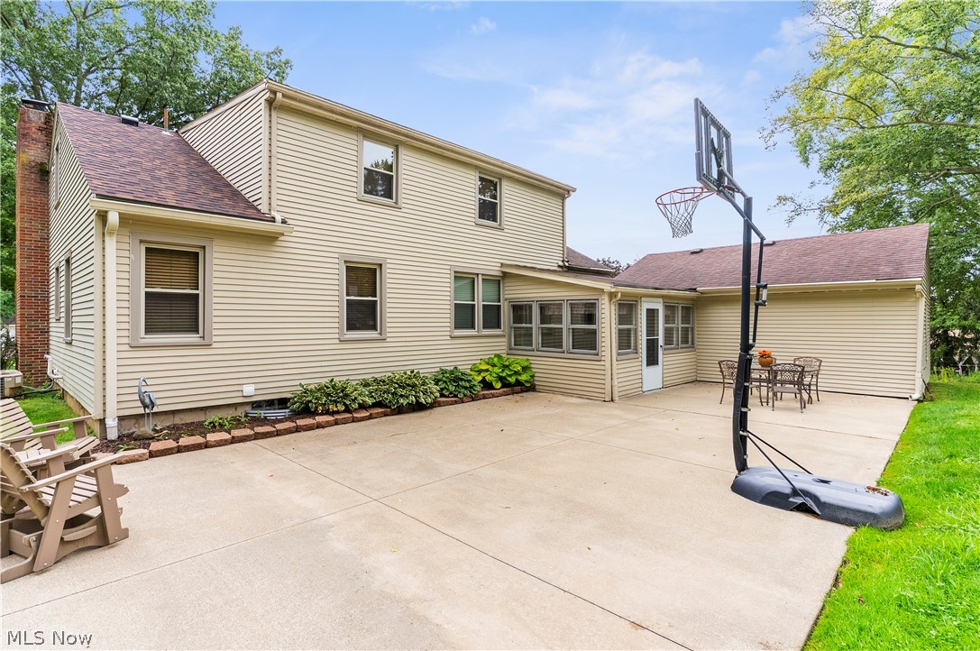 102 Hilltop Boulevard Canfield OH 44406
