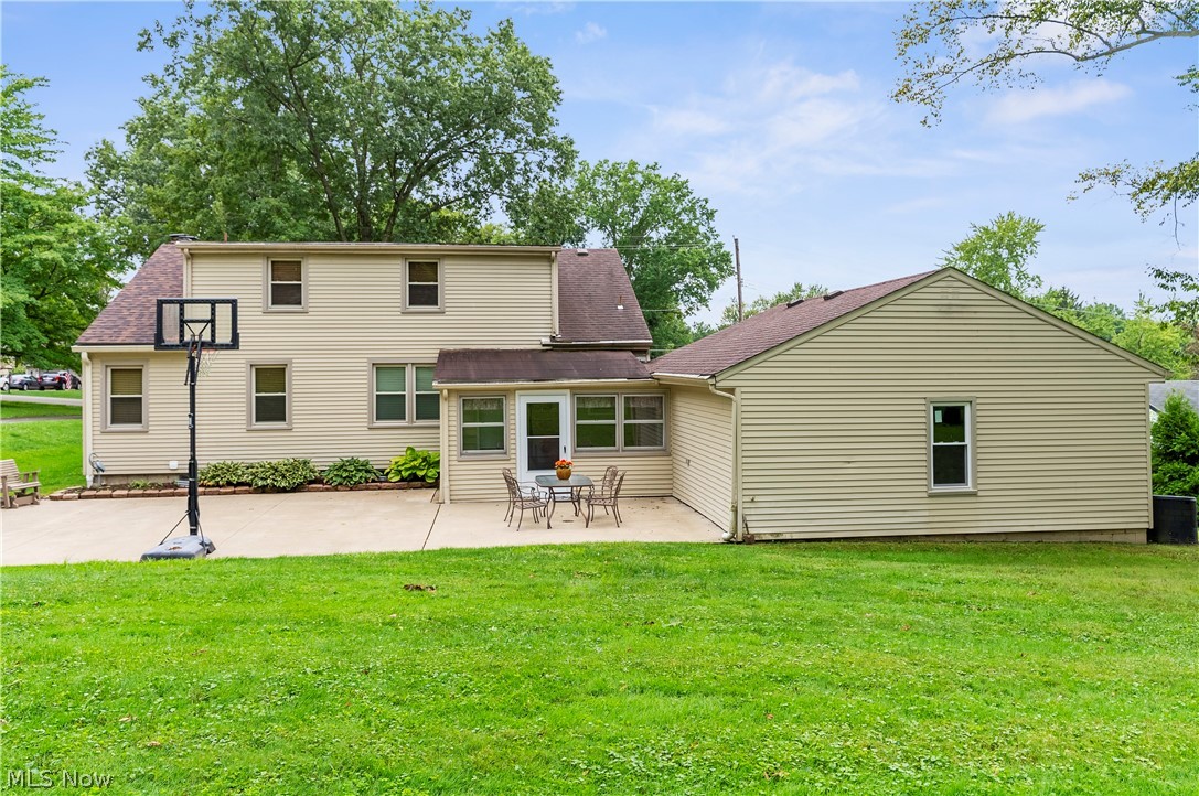 102 Hilltop Boulevard Canfield OH 44406