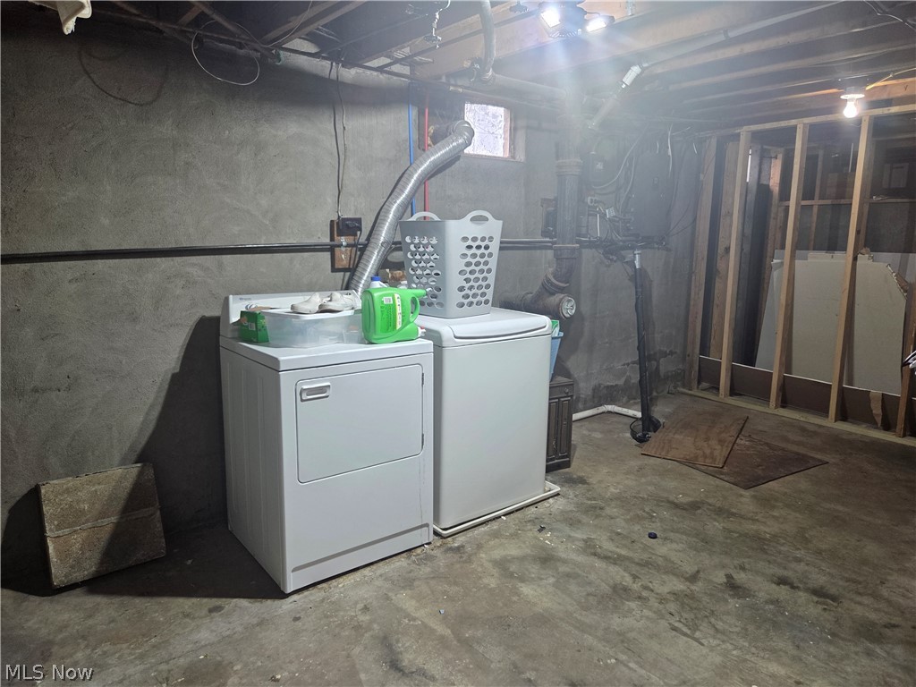 495 Maple Street Duncan Falls OH 43734