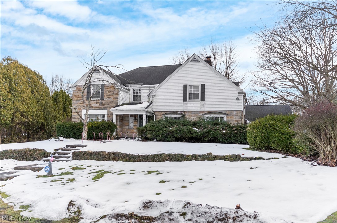 925 Colonial Drive Youngstown OH 44505