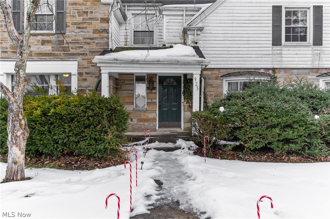 925 Colonial Drive Youngstown OH 44505