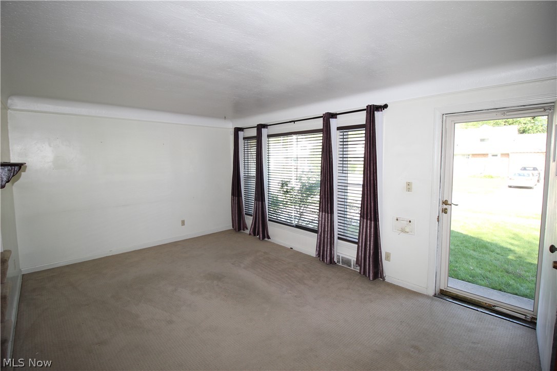 346 Walworth Avenue Euclid OH 44132