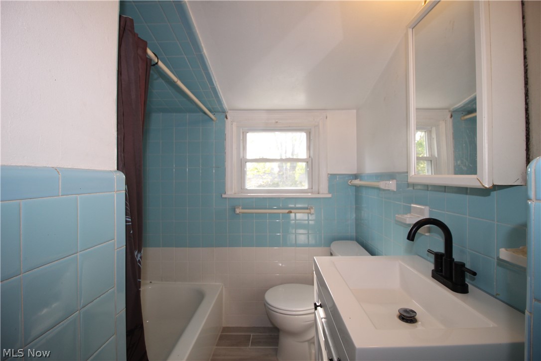 346 Walworth Avenue Euclid OH 44132