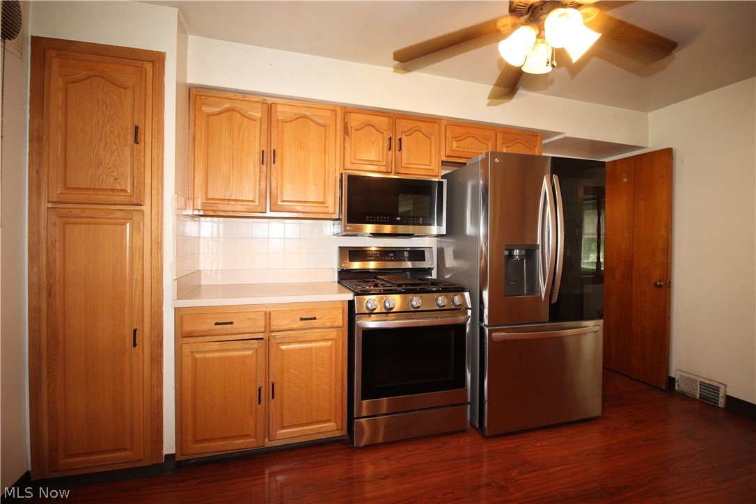 346 Walworth Avenue Euclid OH 44132