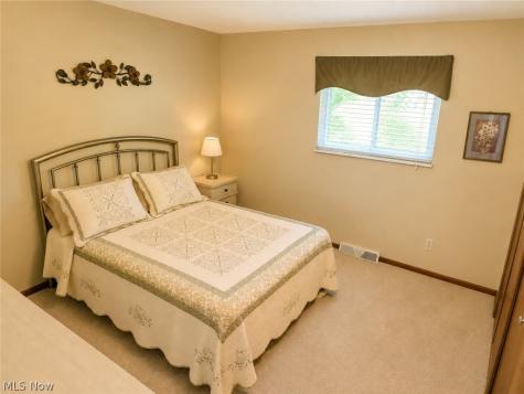 14598 S Gateway Drive North Royalton OH 44133