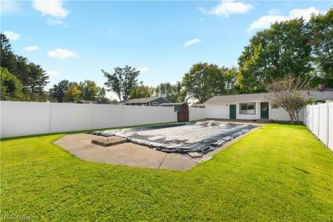10606 Wilma Avenue NE Alliance OH 44601