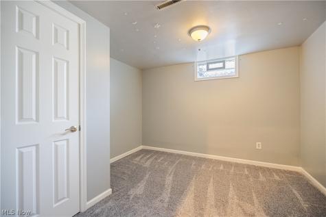 10606 Wilma Avenue NE Alliance OH 44601