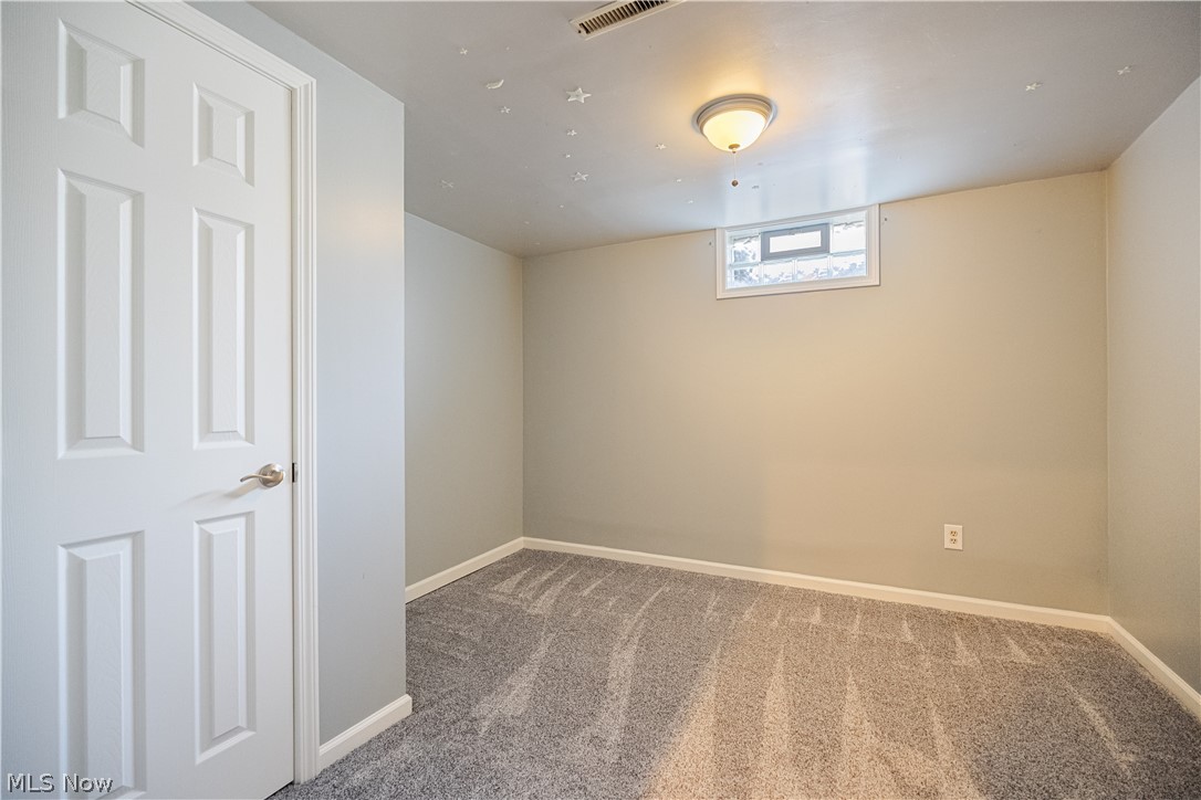 10606 Wilma Avenue NE Alliance OH 44601