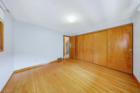 1812 Skyline Drive Lorain OH 44053